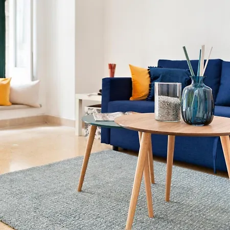 Blue Loft - Old Town Sit *